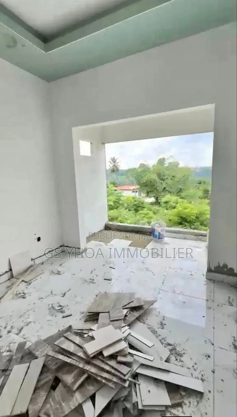 3chbre Duplex dans Cocody à Vendre