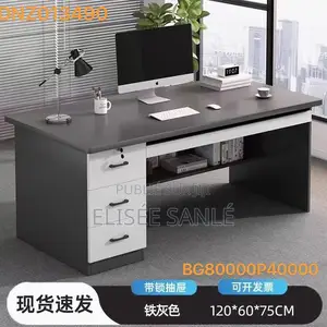 Bureau De Direction Moderne Avec Rangements Intégrés