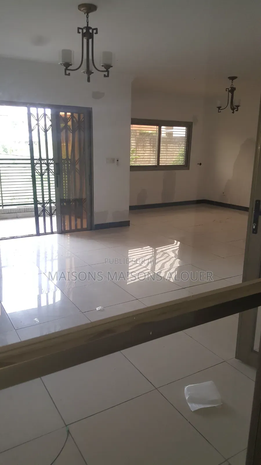 2chbre Appartement dans Ibrahim, Cocody à Louer