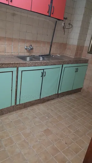 2chbre Appartement dans Ibrahim, Cocody à Louer