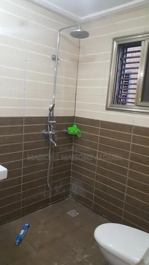2chbre Appartement dans Ibrahim, Cocody à Louer