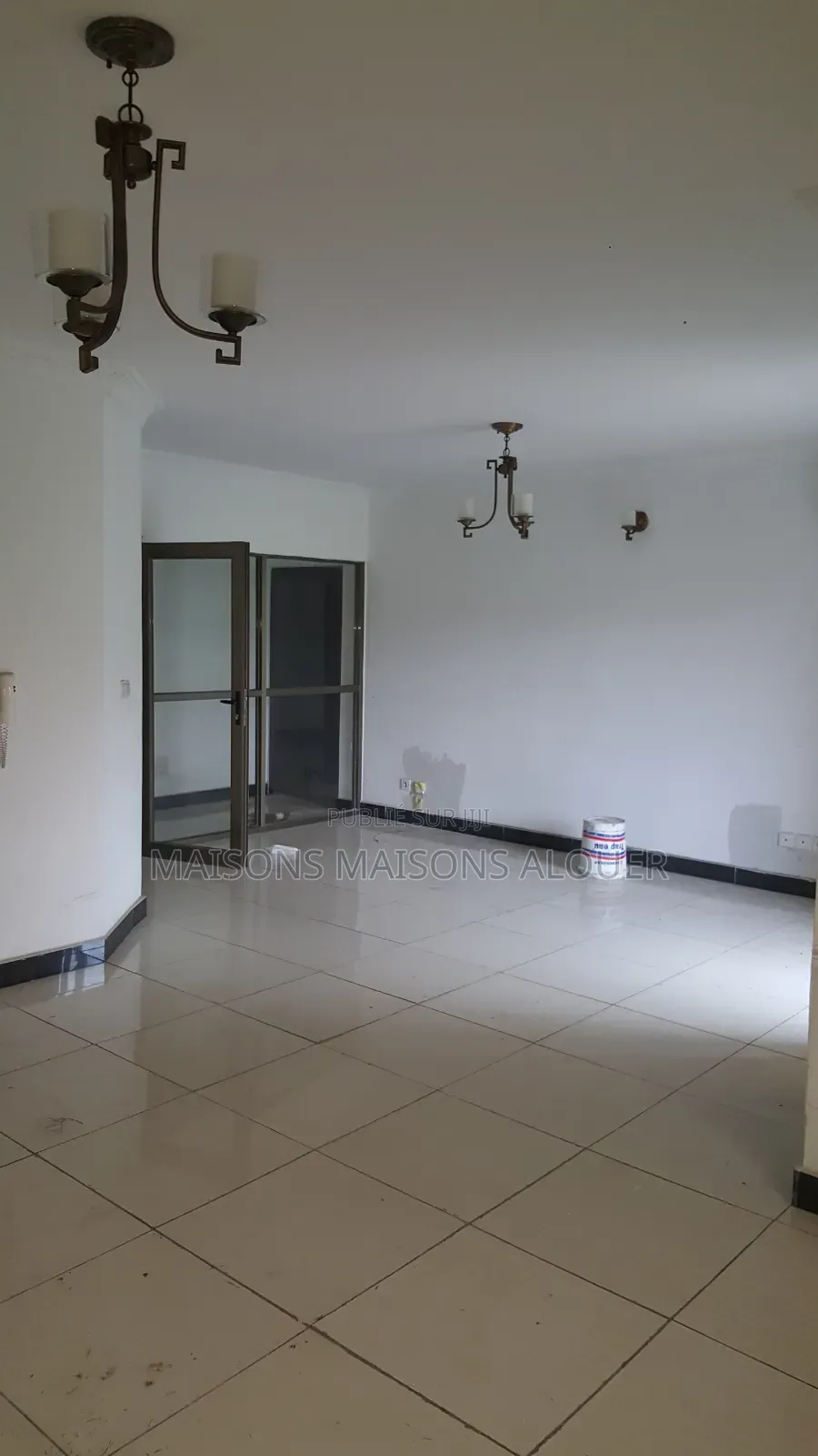 2chbre Appartement dans Ibrahim, Cocody à Louer