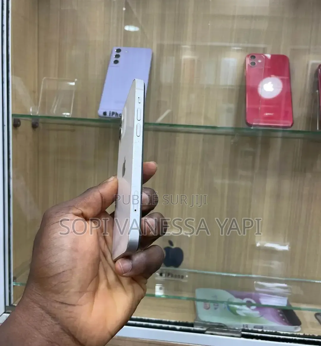 Nouveau Apple iPhone 12 128 GB Blanc