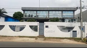 8chbre Duplex dans Francis Gweh, Cocody à Vendre