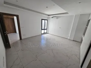 5chbre Duplex dans Francis Gweh, Cocody à Louer