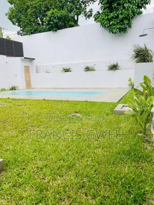 4chbre Duplex dans Francis Gweh, Cocody à Louer