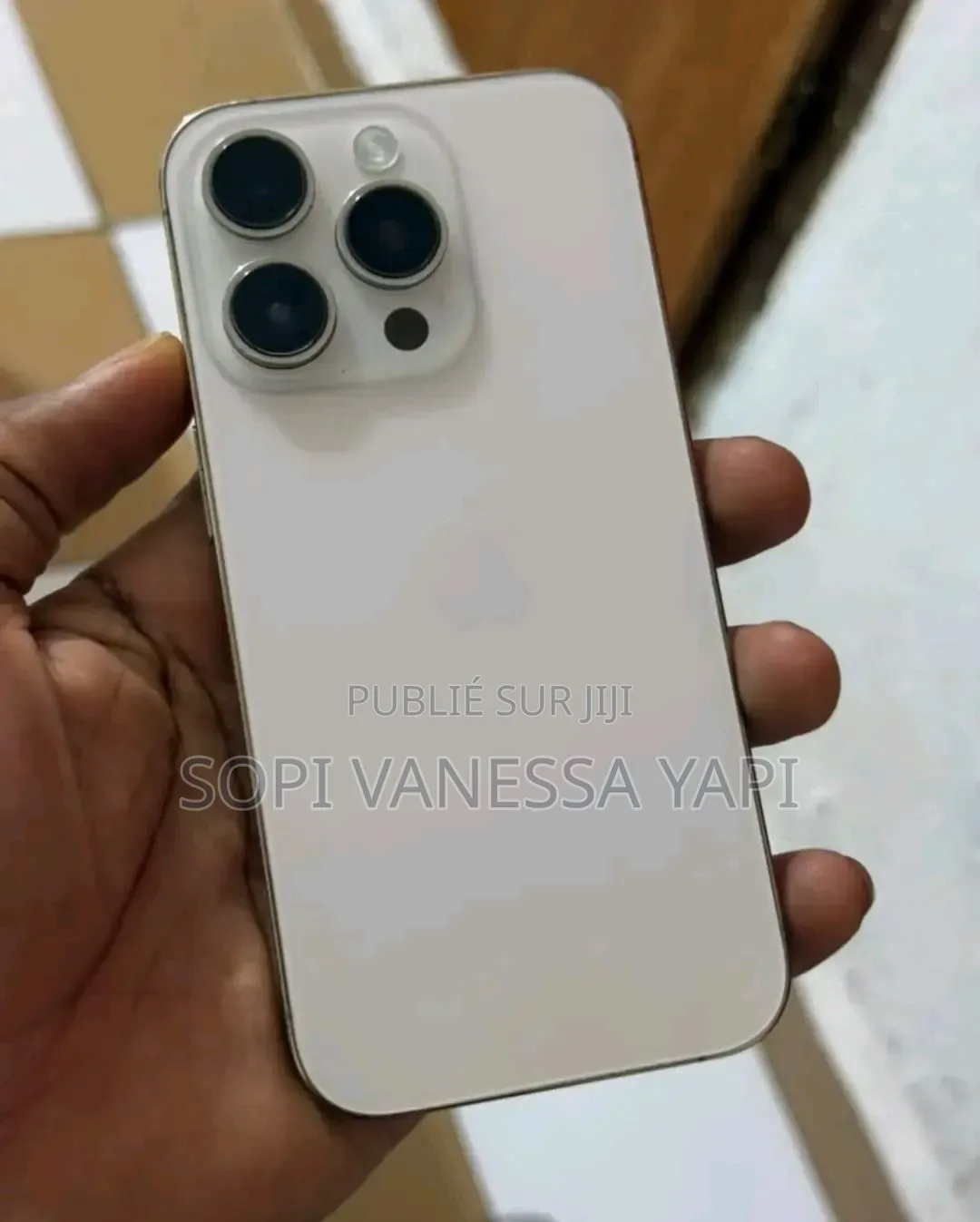Nouveau Apple iPhone 15 Pro 256 GB Blanc