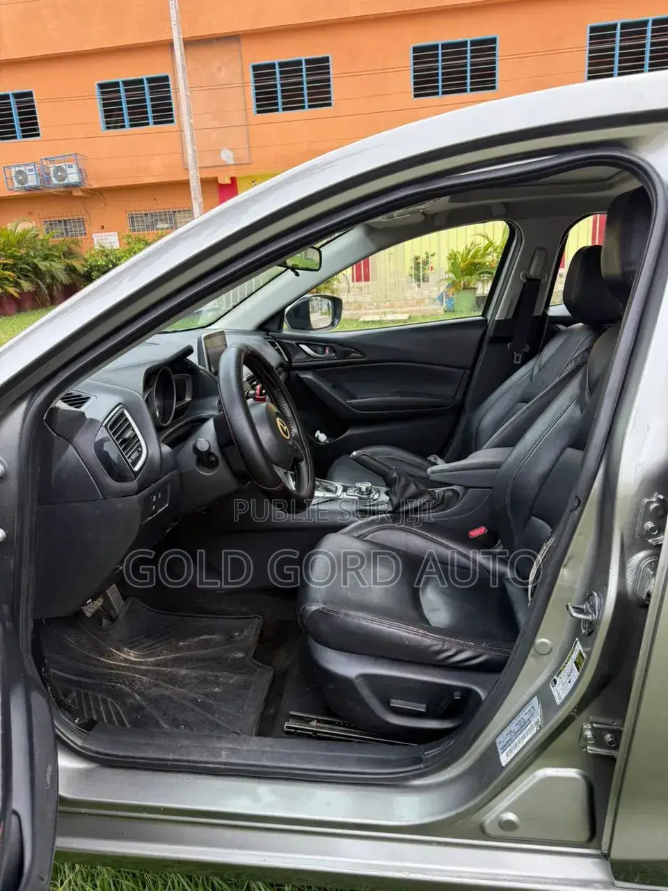 Mazda 3 2015 Marron