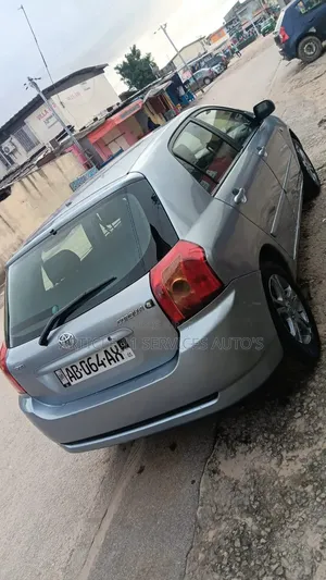 Toyota Corolla 2002 Gris