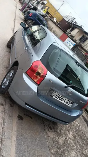 Toyota Corolla 2002 Gris