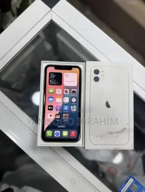Nouveau Apple iPhone 12 128 GB Orange