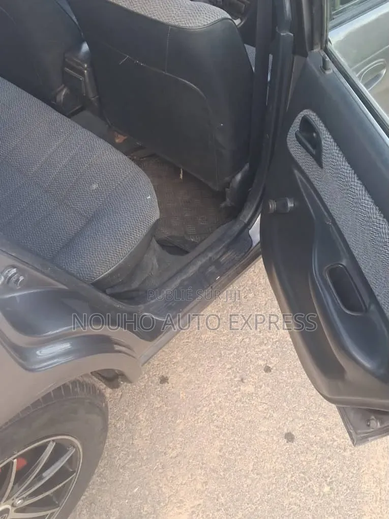 Toyota Corolla 2003 Gris