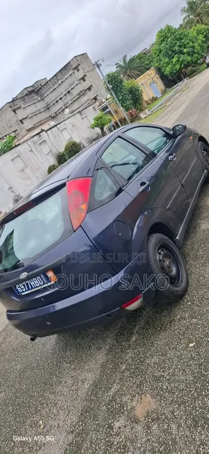 Ford Focus 2002 Bleu