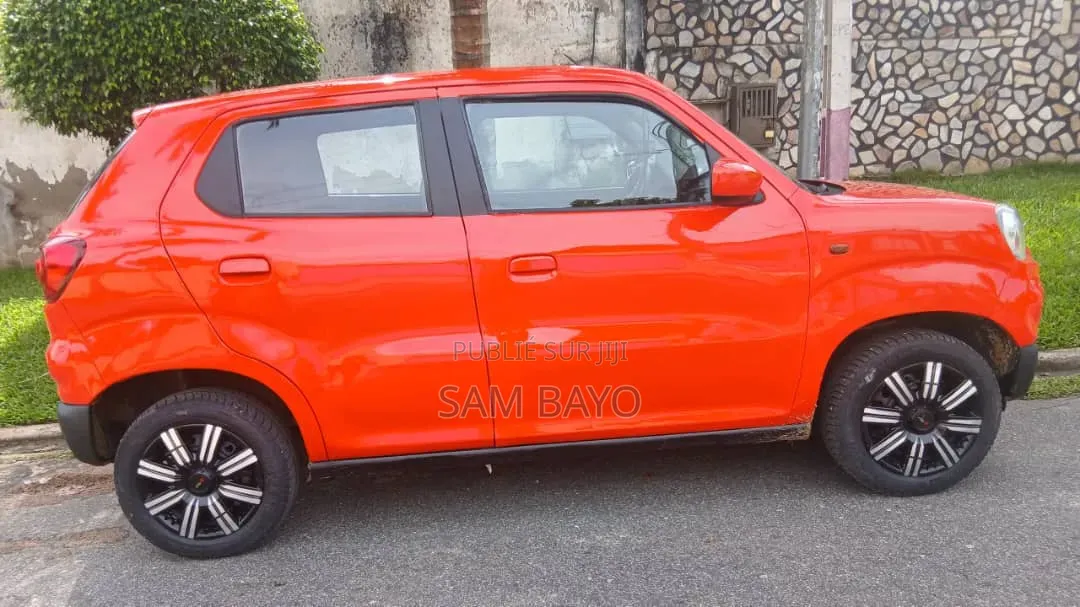 Suzuki S-Presso 2023 Orange