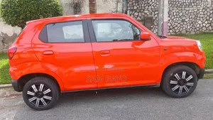 Suzuki S-Presso 2023 Orange