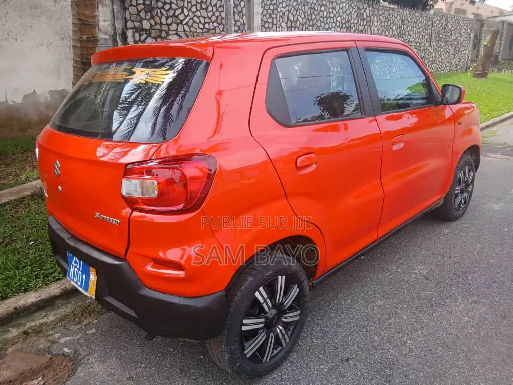 Suzuki S-Presso 2023 Orange