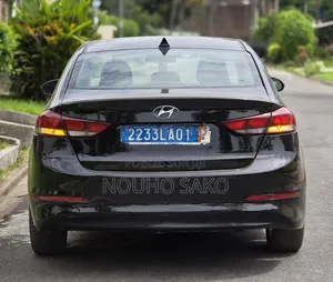 Hyundai Elantra 2017 Noir
