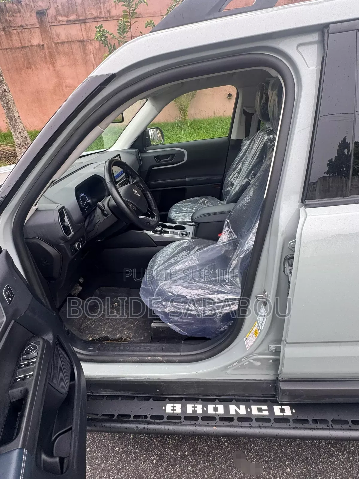 Nouveau Ford Bronco 2024 Gris