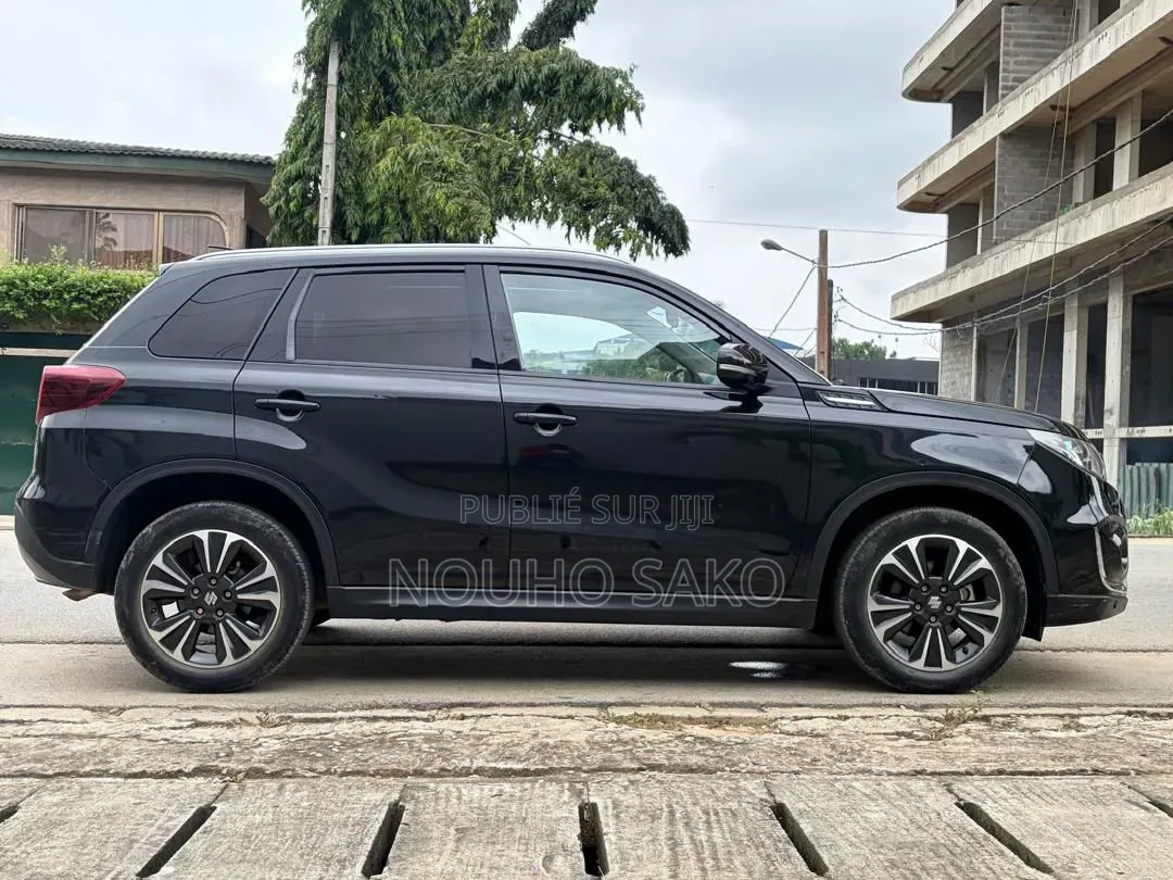 Suzuki Vitara 2024 Noir