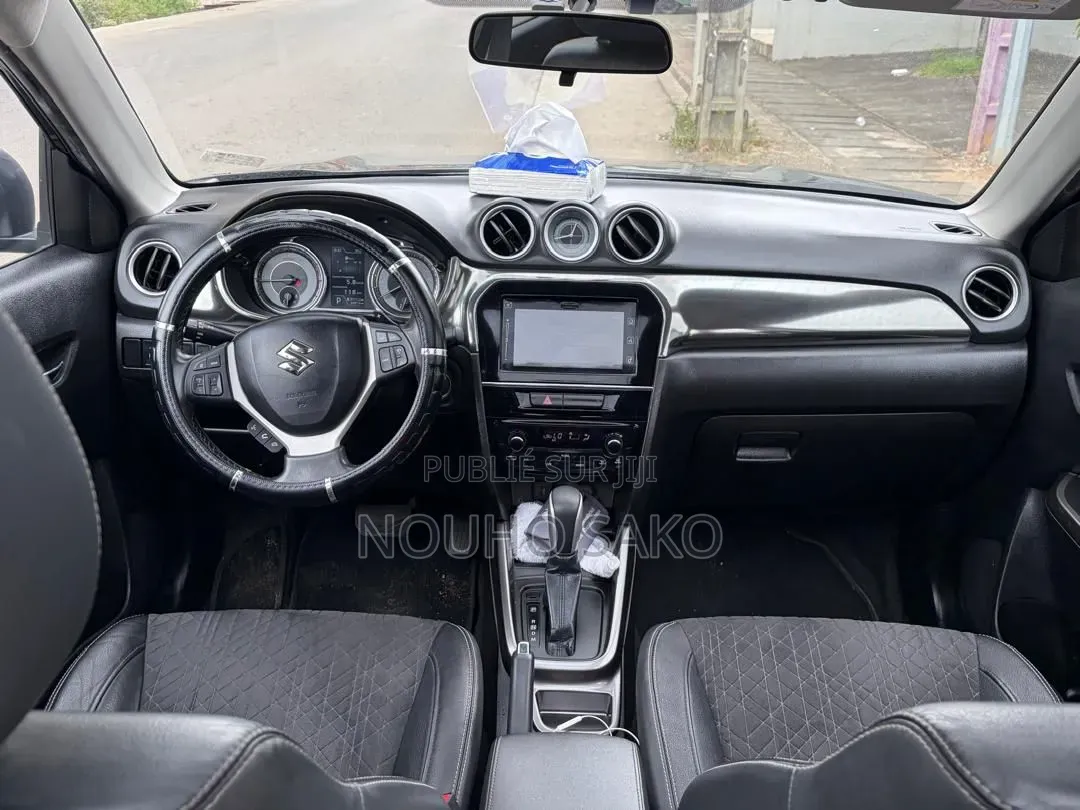 Suzuki Vitara 2024 Noir