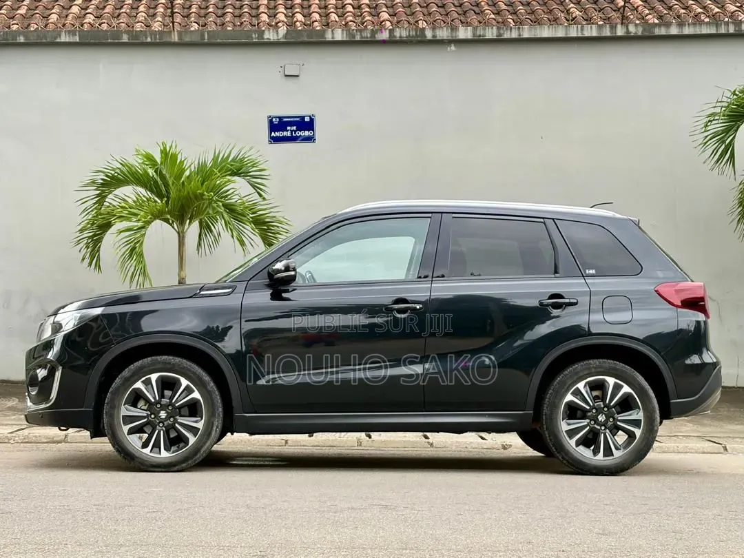 Suzuki Vitara 2024 Noir