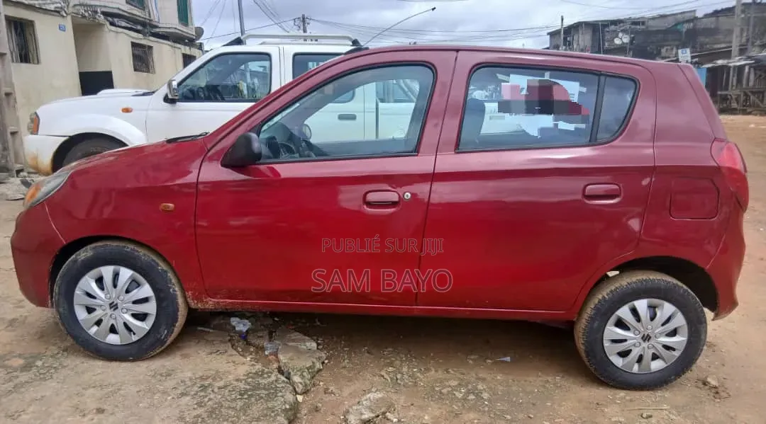 Suzuki Alto 2024 Orange