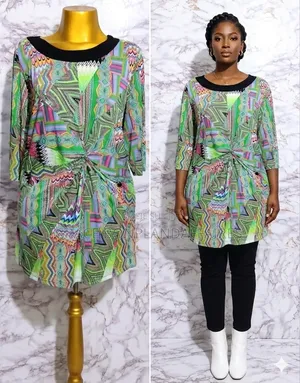 Joli Haut Multicolore L/Xl. Solde : 1500fcfa