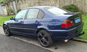 BMW 316i 2000 Bleu