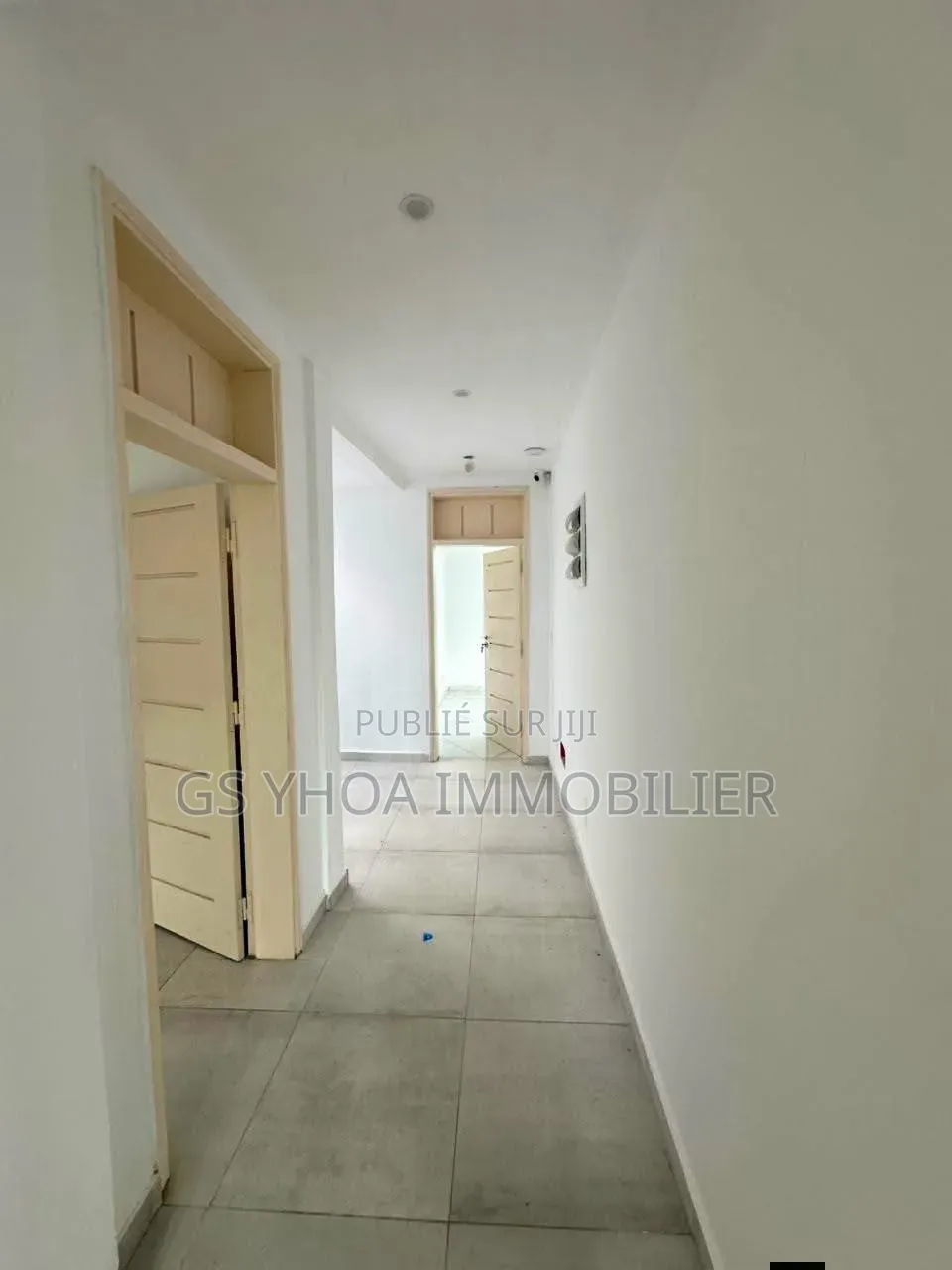 4chbre Duplex dans Cocody à Vendre