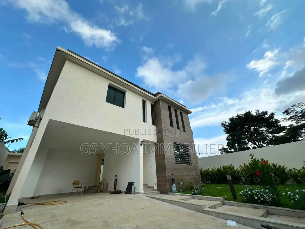 4chbre Duplex dans Cocody à Vendre