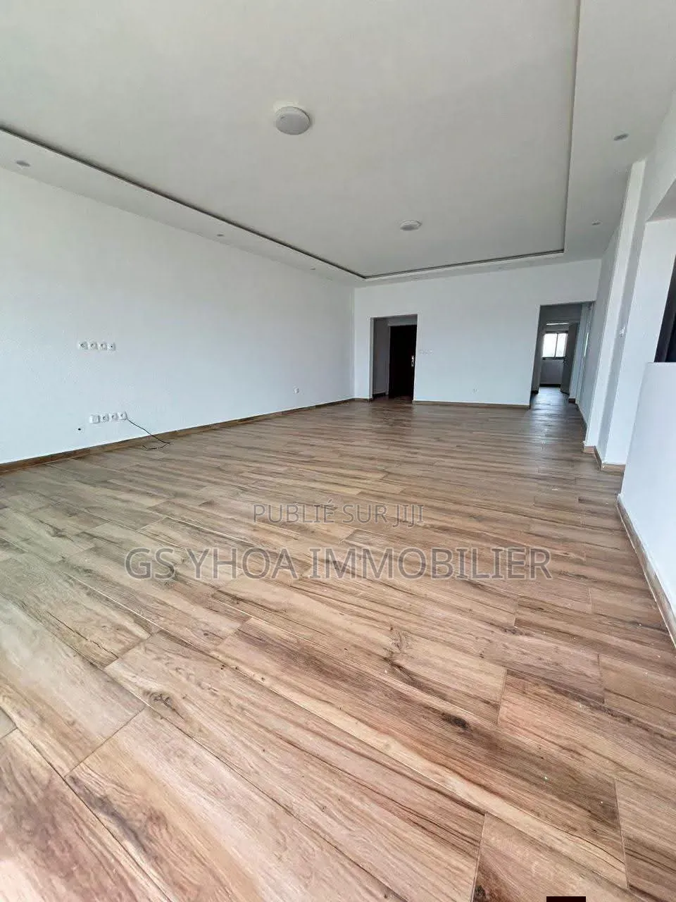 3chbre Appartement dans Cocody à Vendre