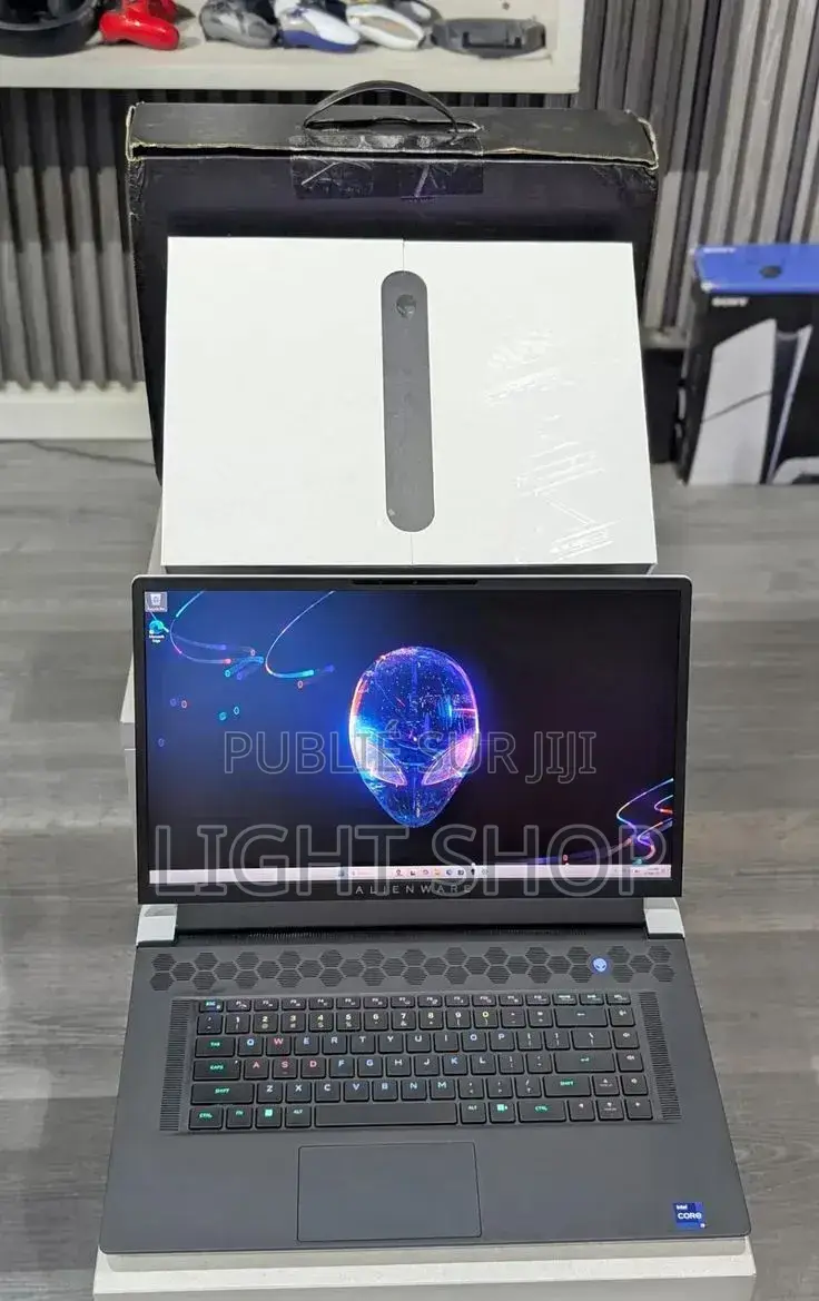 Nouveau Ordinateur portable Dell 16 Premium 256GB Nvidia SSD 4T