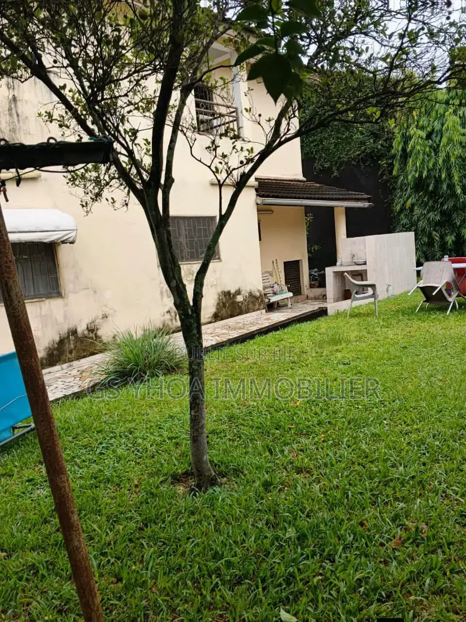4chbre Duplex dans Cocody à Vendre