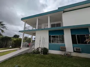 5chbre Duplex dans Cocody à Vendre