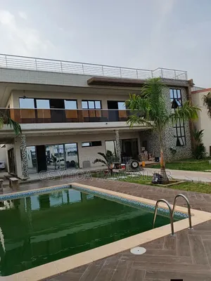 5chbre Duplex dans Cocody à Vendre