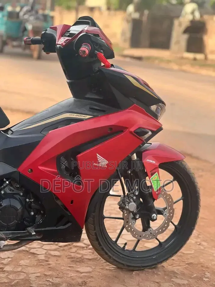 Nouveau Honda Autre 2026 Rouge
