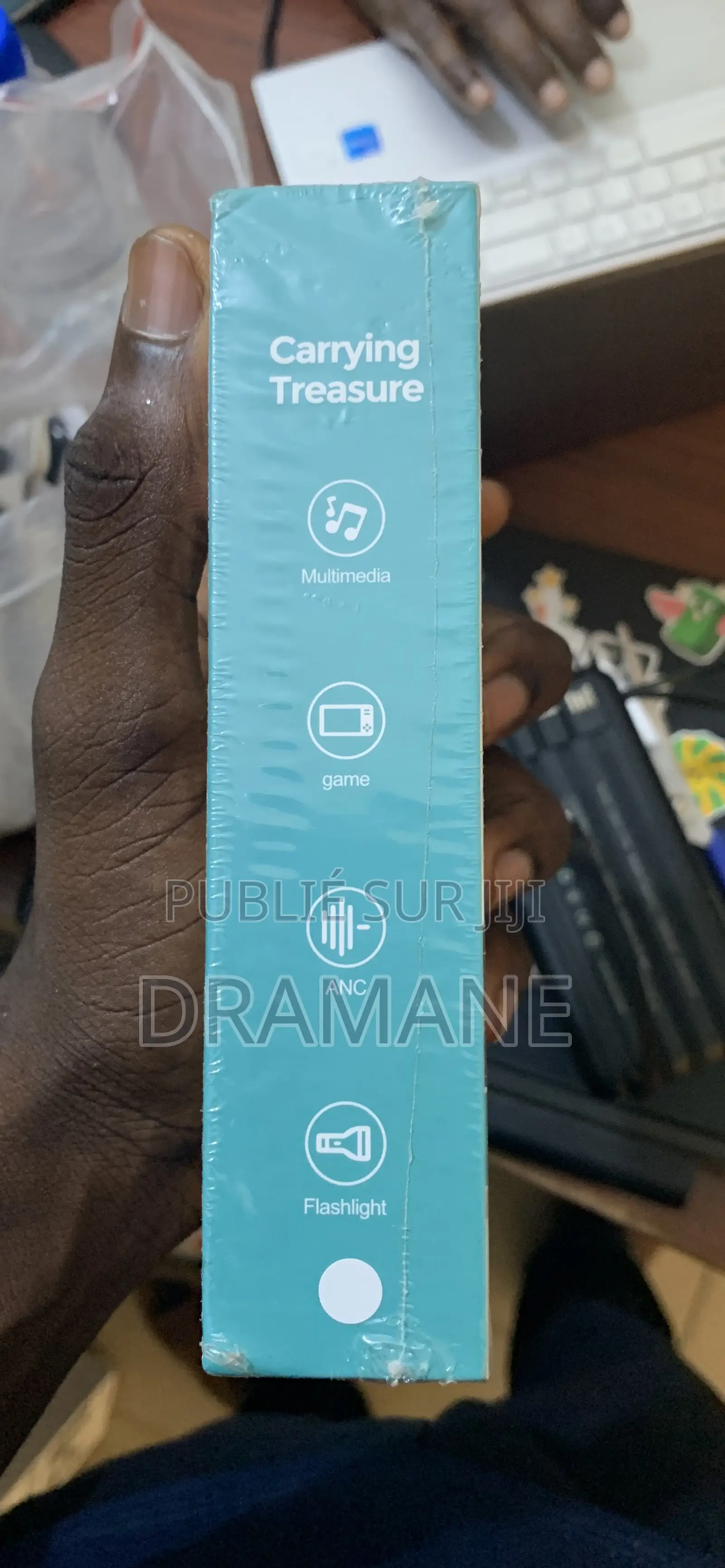 Nouveau NEC Terrain 8 GB Blanc
