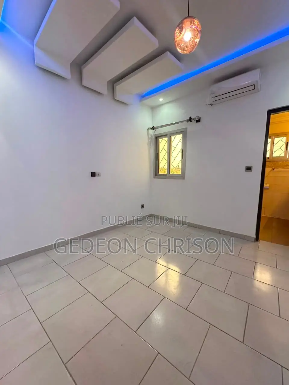 4chbre Villa dans Cocody à Louer