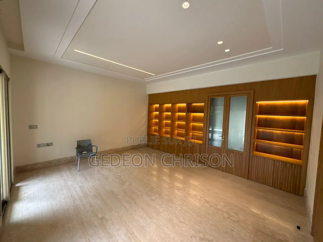 6chbre Villa dans Cocody à Louer