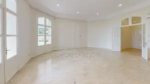 4chbre Villa dans Cocody à Louer