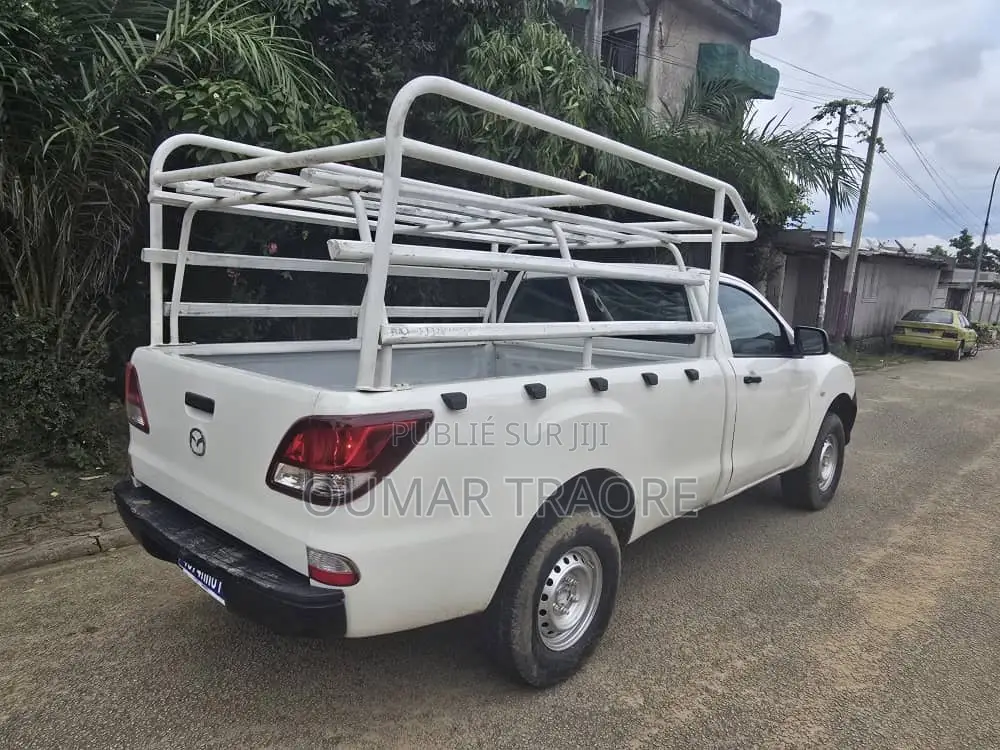 Mazda BT-50 2017 Blanc
