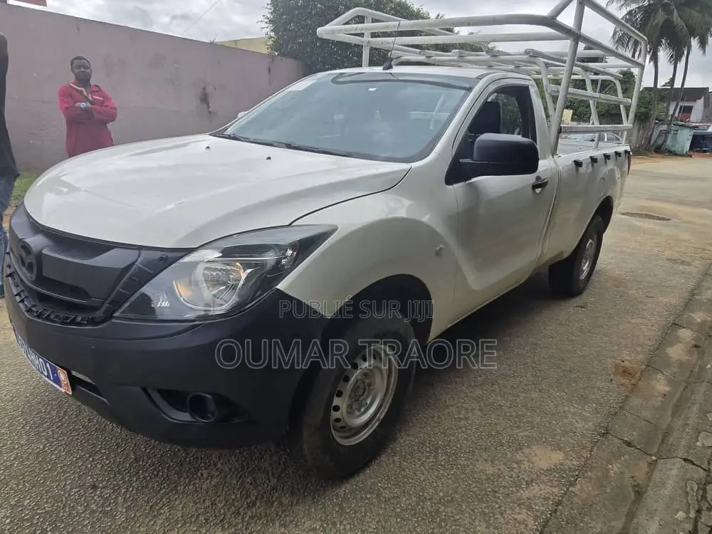 Mazda BT-50 2017 Blanc