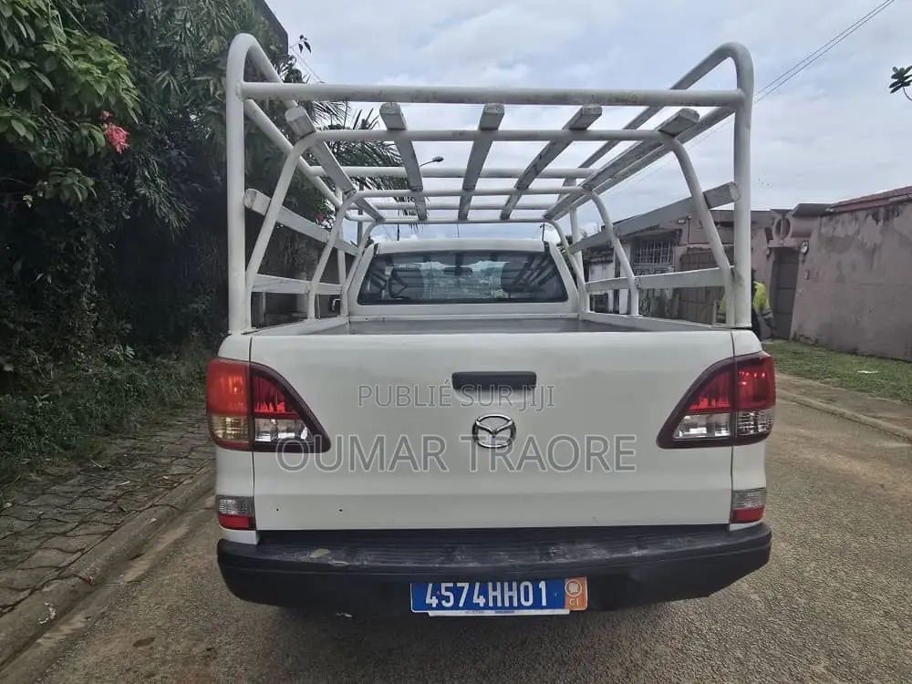 Mazda BT-50 2017 Blanc