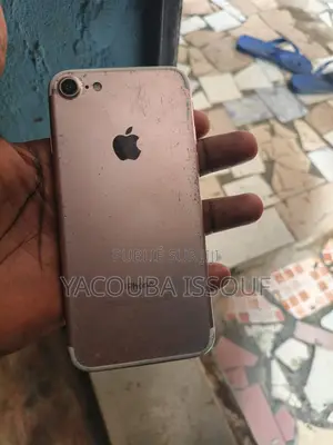 Nouveau Apple iPhone 7 128 GB Gris