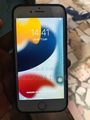 Nouveau Apple iPhone 7 128 GB Gris
