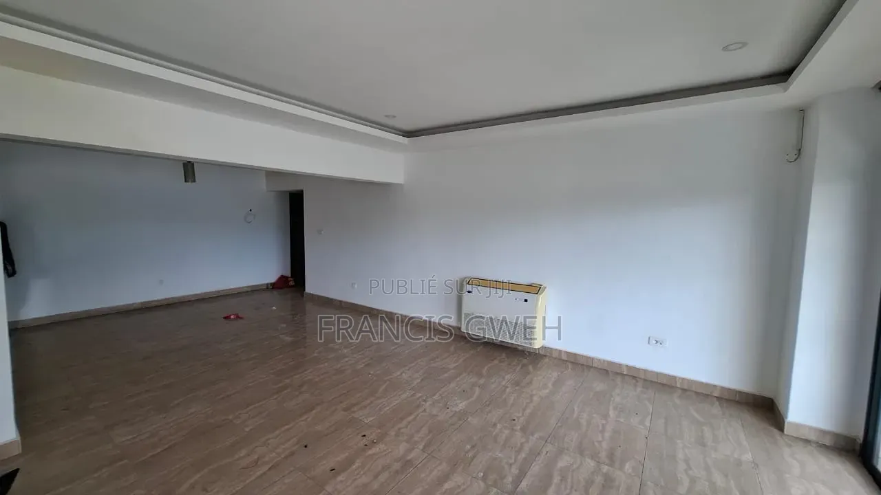 2chbre Appartement dans Francis Gweh, Cocody à Louer