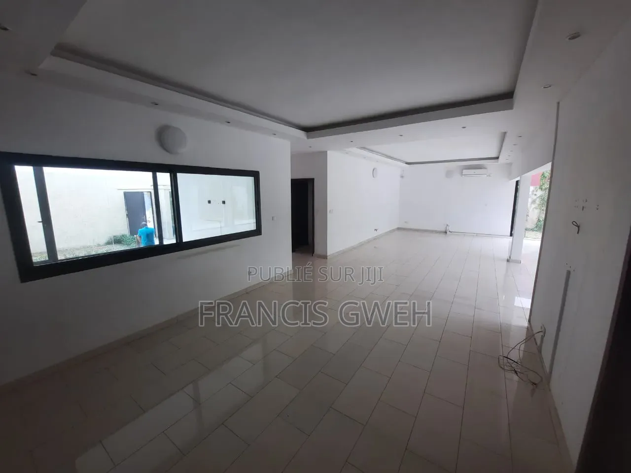 6chbre Duplex dans Francis Gweh, Cocody à Vendre