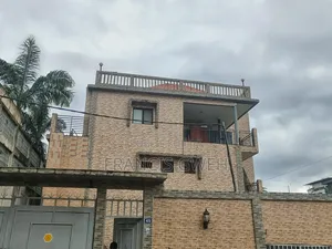 2chbre Appartement dans Francis Gweh, Cocody à Louer