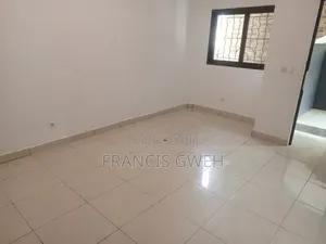 2chbre Appartement dans Francis Gweh, Cocody à Louer