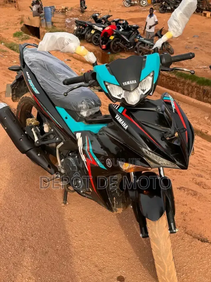 Nouveau Yamaha Autre 2025 Noir